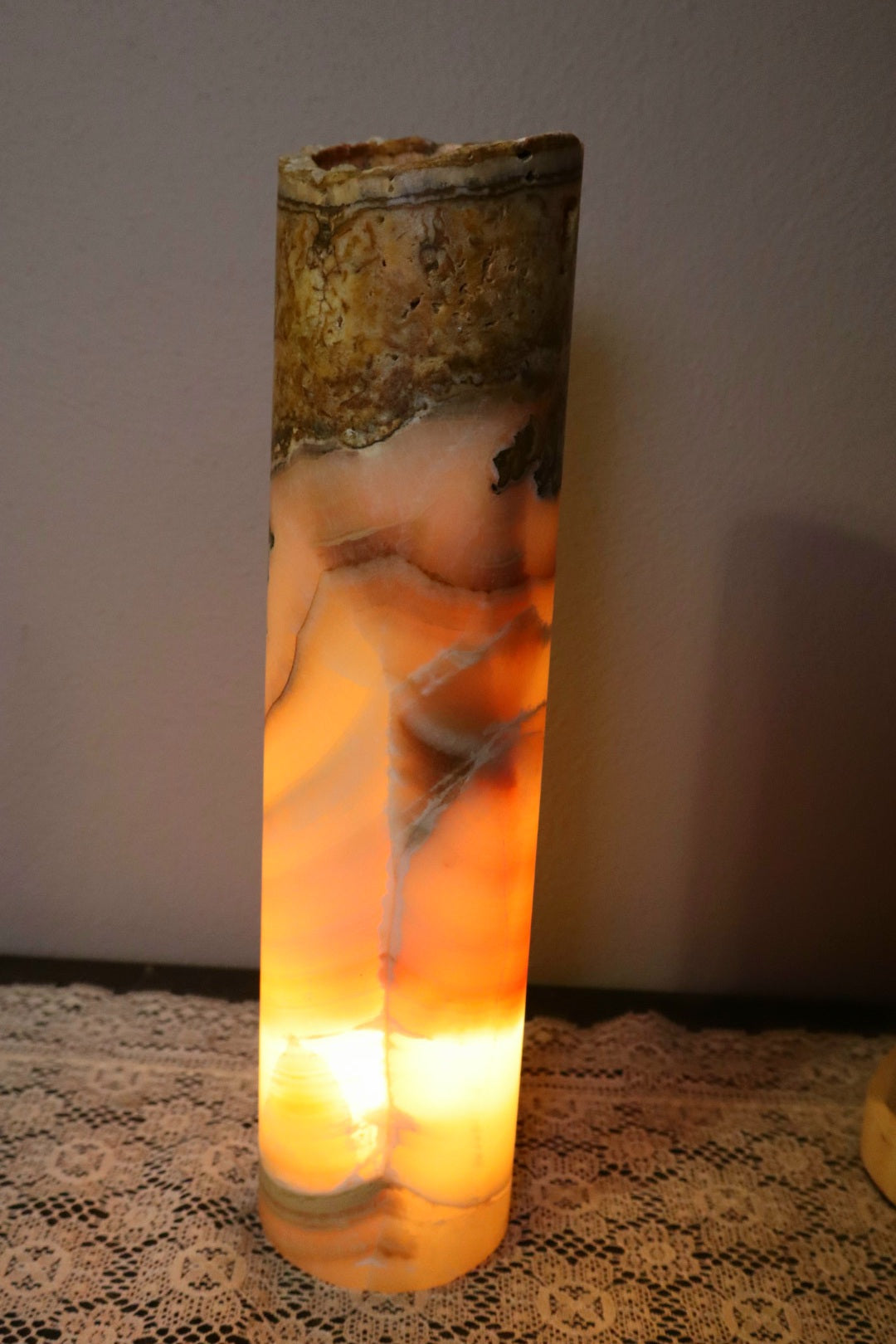 Onyx Lamp (B)