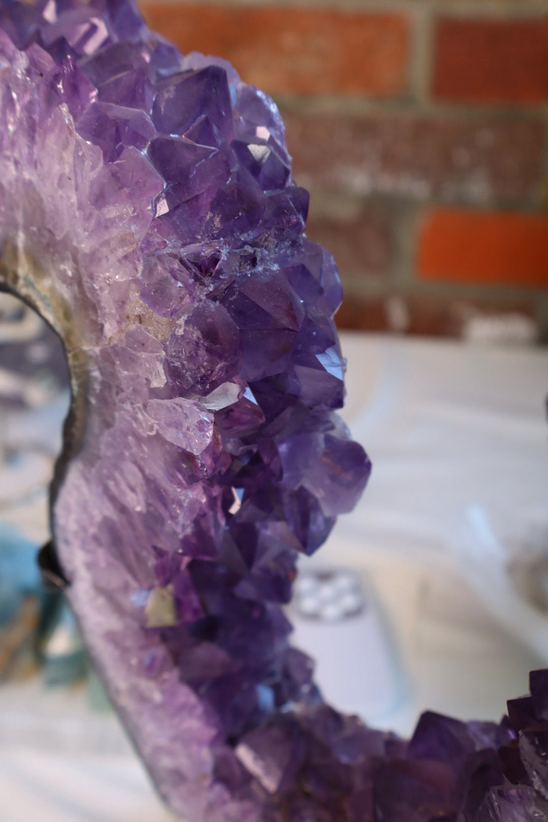 Amethyst portal rotative base