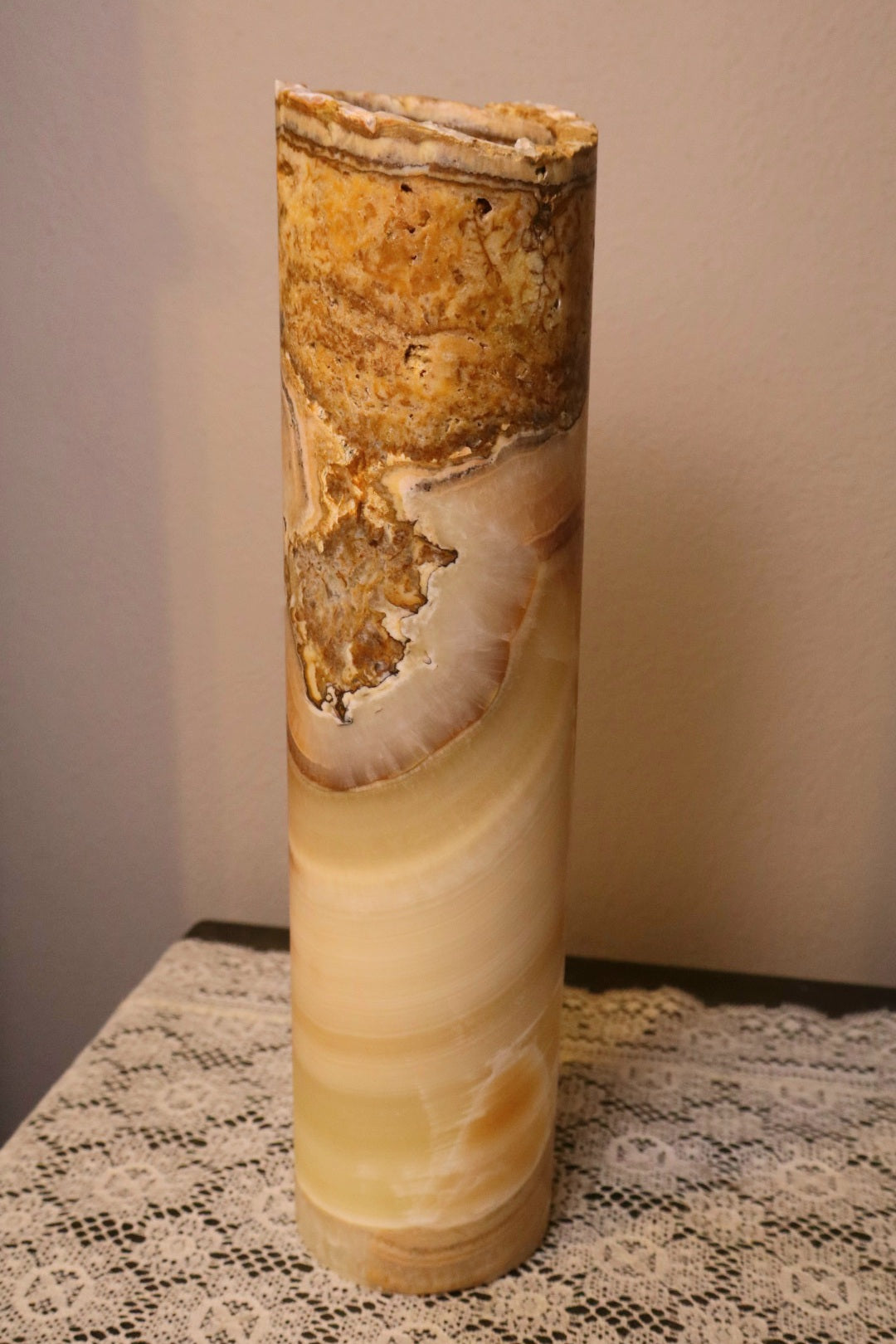 Onyx Lamp (B)