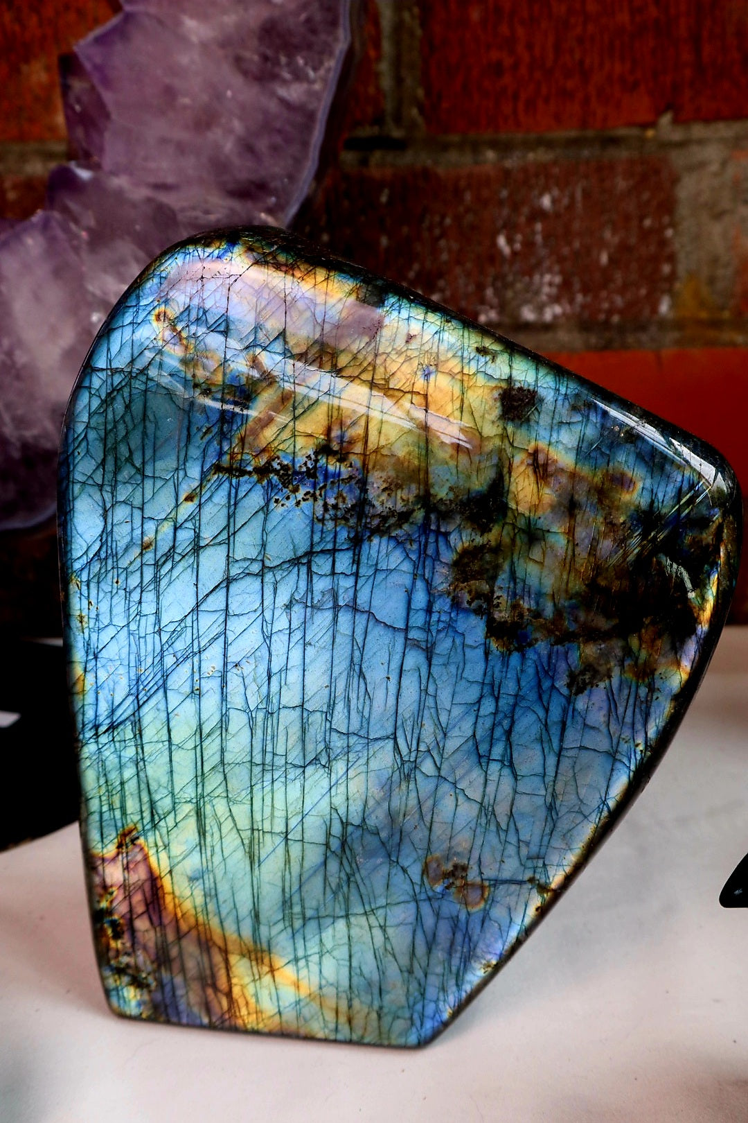 Beautiful labradorite free-form/ self stand