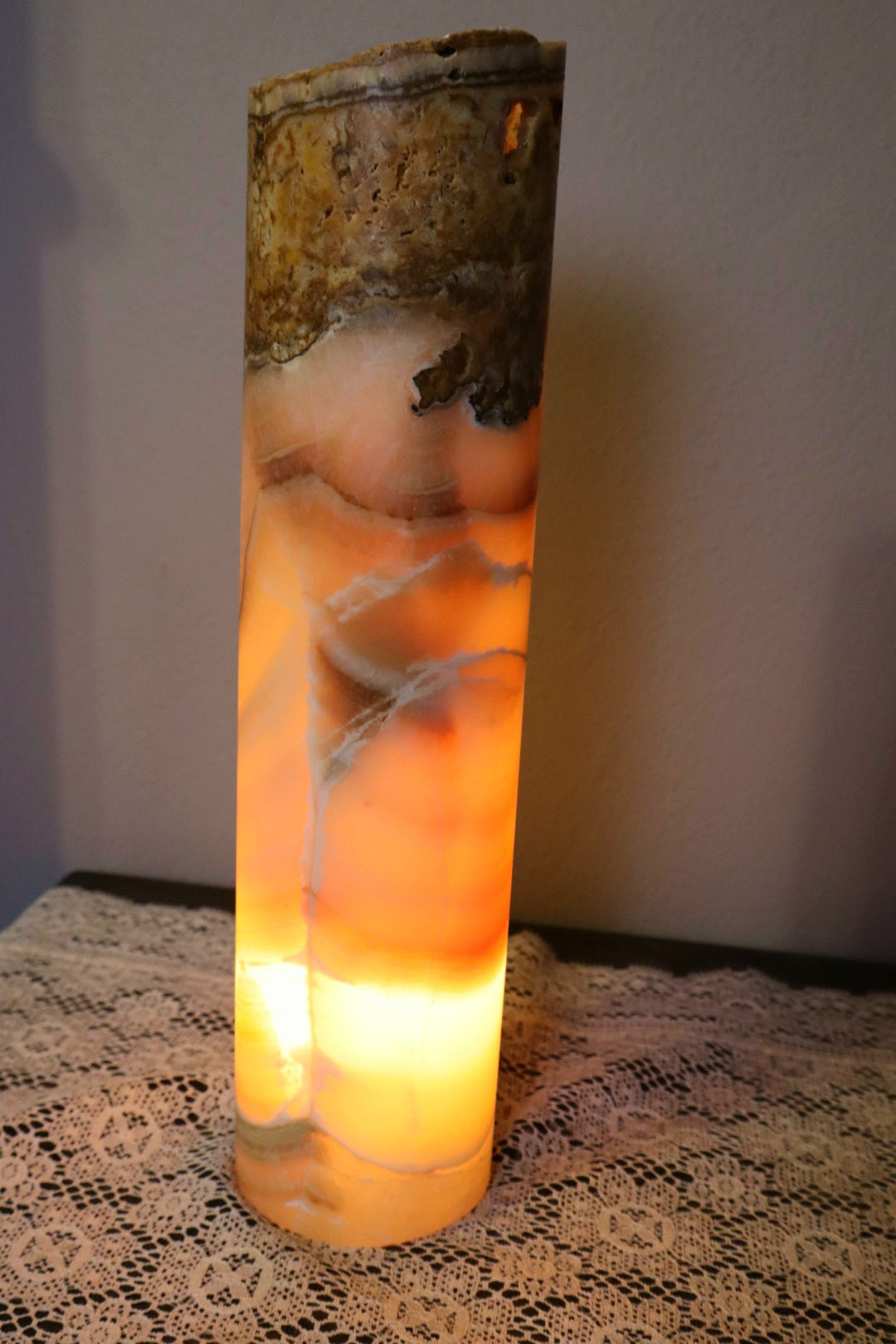 Onyx Lamp (B)