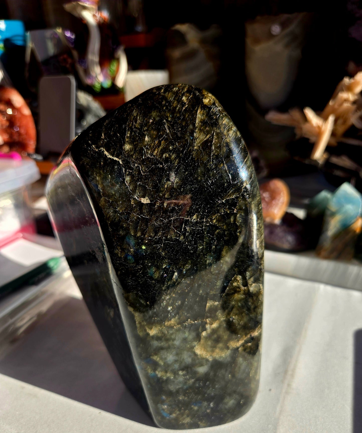 Beautiful labradorite free-form/ self stand