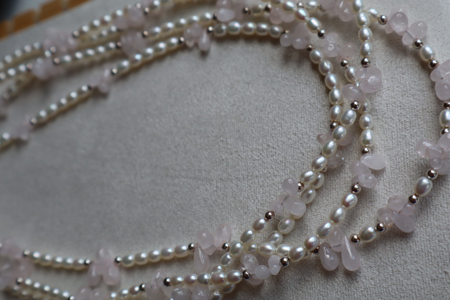 Genuine Fresh Water Pearl / Rose Quartz 925