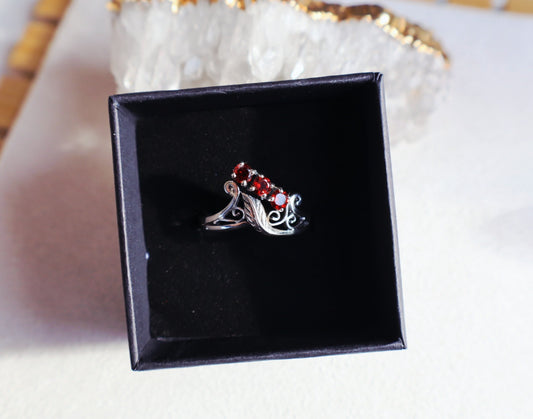 Genuine Garnet Flower and Leaf Ring size 10