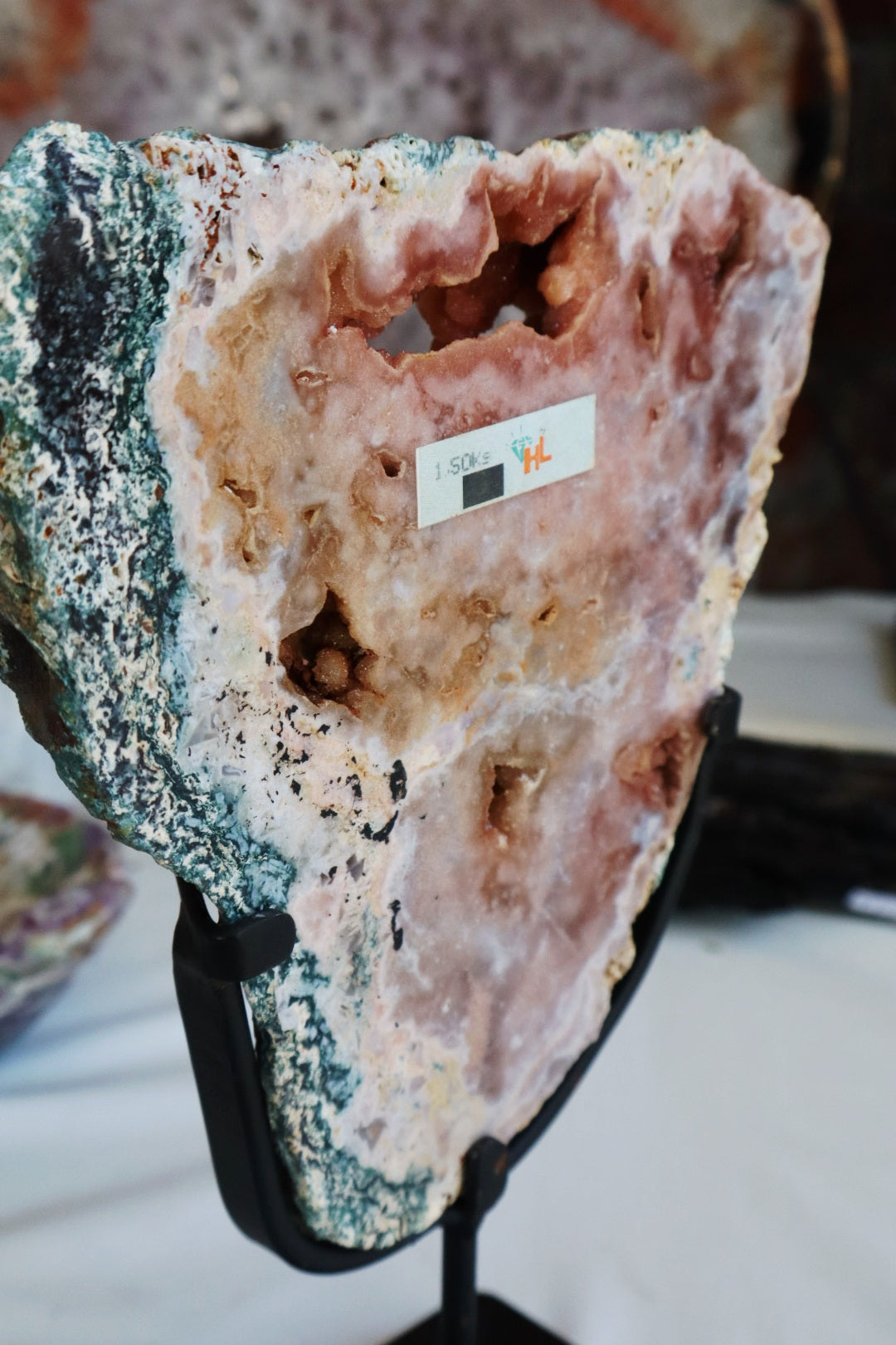 High quality Pink amethyst slab with jasper/custom stand