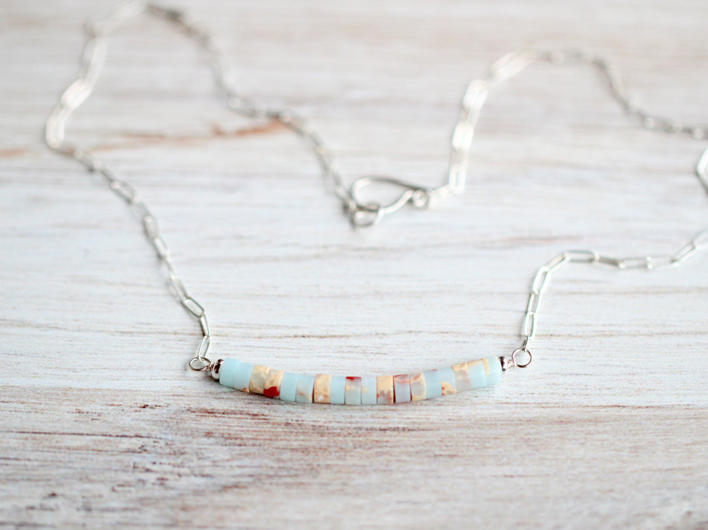 Drift Bar Necklace