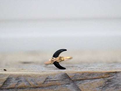 Moonbeam Ring - Black Agate