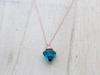Arrow Necklace (Multiple Colors Available)