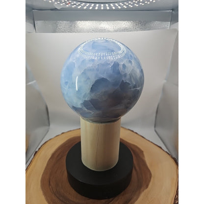 9.17LB Natural Blue crystalThe bal Quartz carved crystal decoration healing