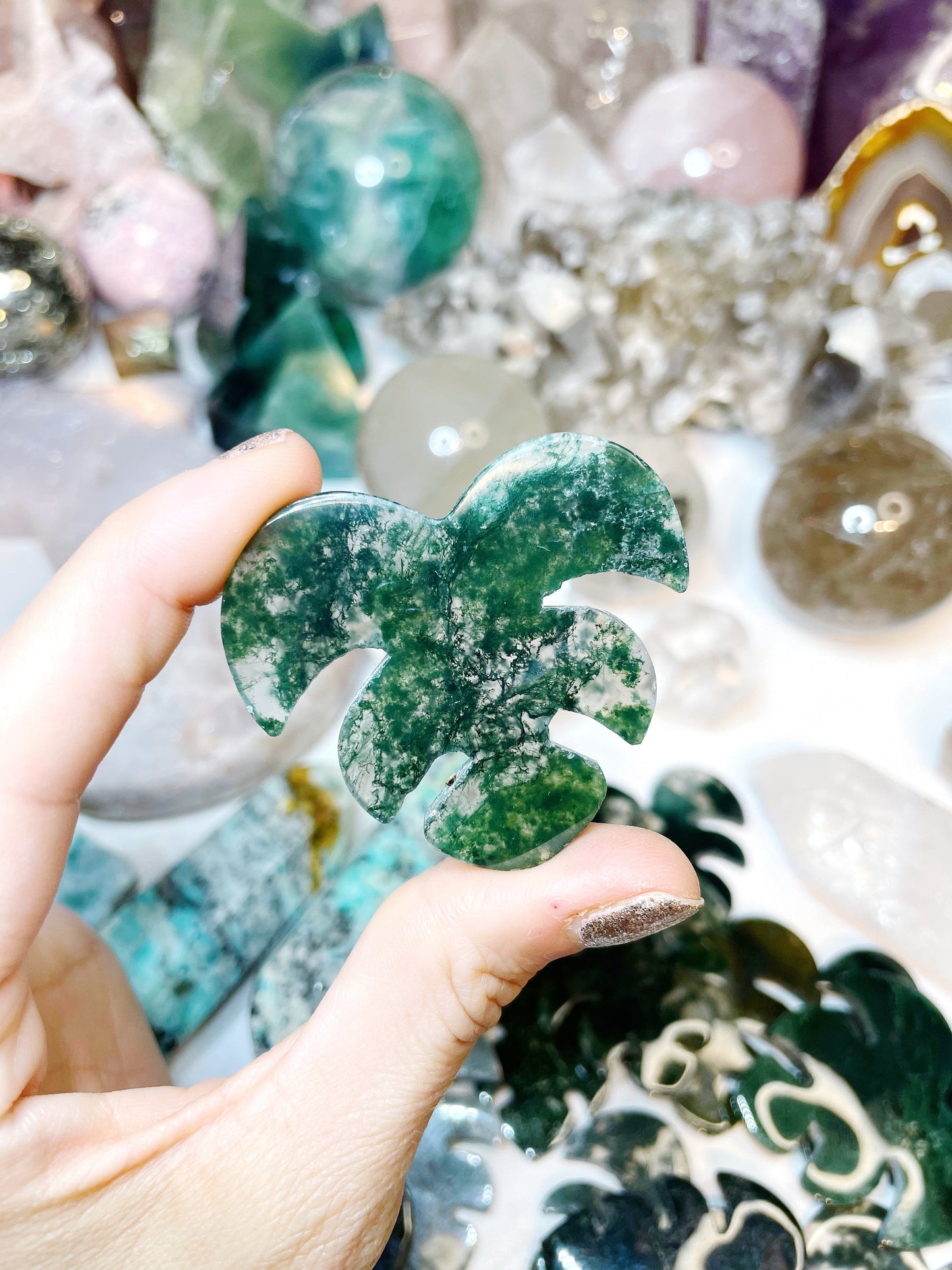 Moss Agate Monstera Leaf
