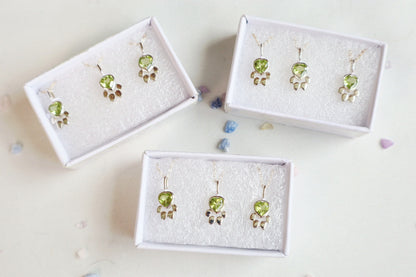 Peridot Paw Print with chain 925 sterling silver
