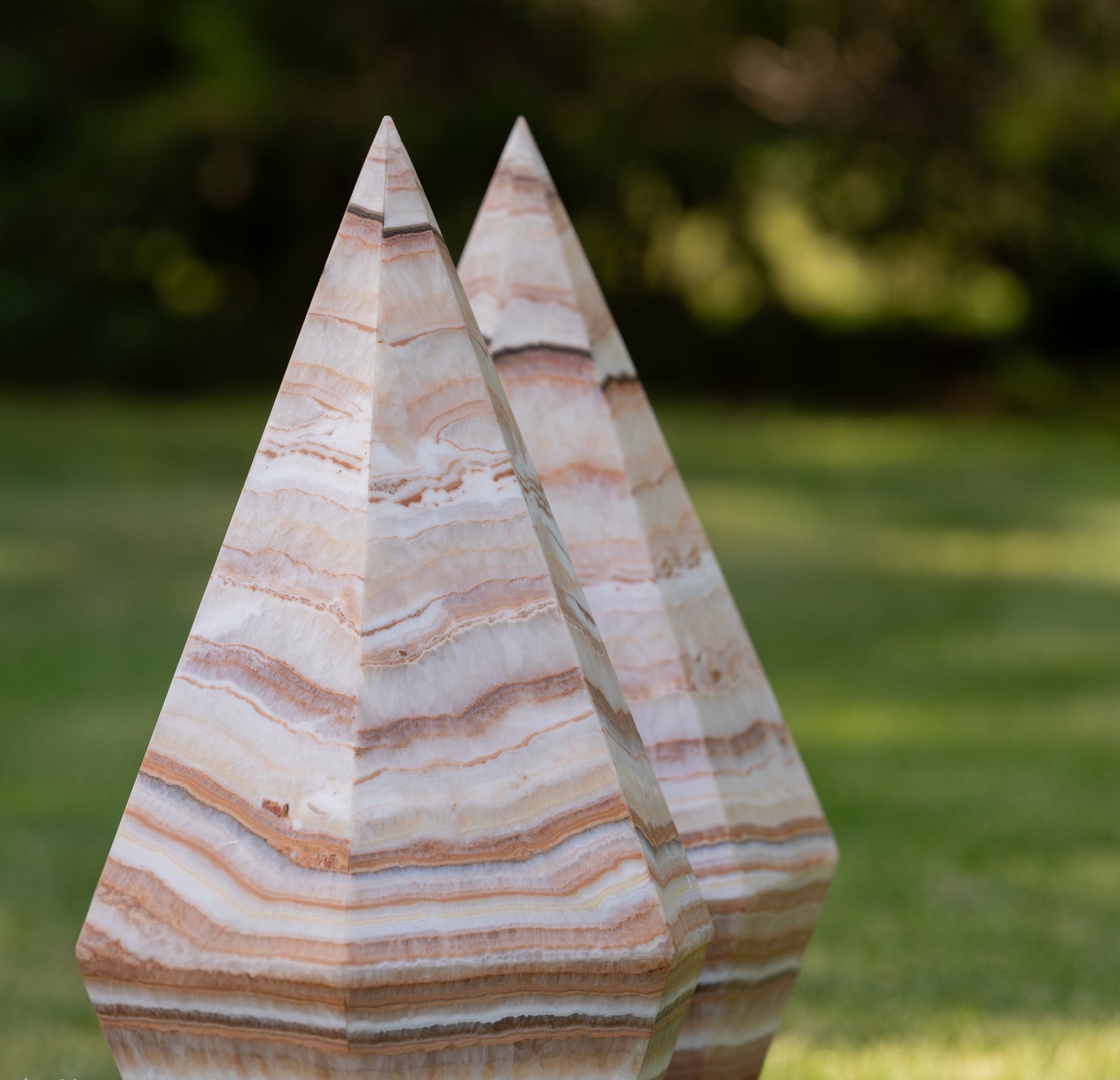 Sahara Onyx Bi-Pyramid Sculptural Lamp Pair – Natural Stone Lighting