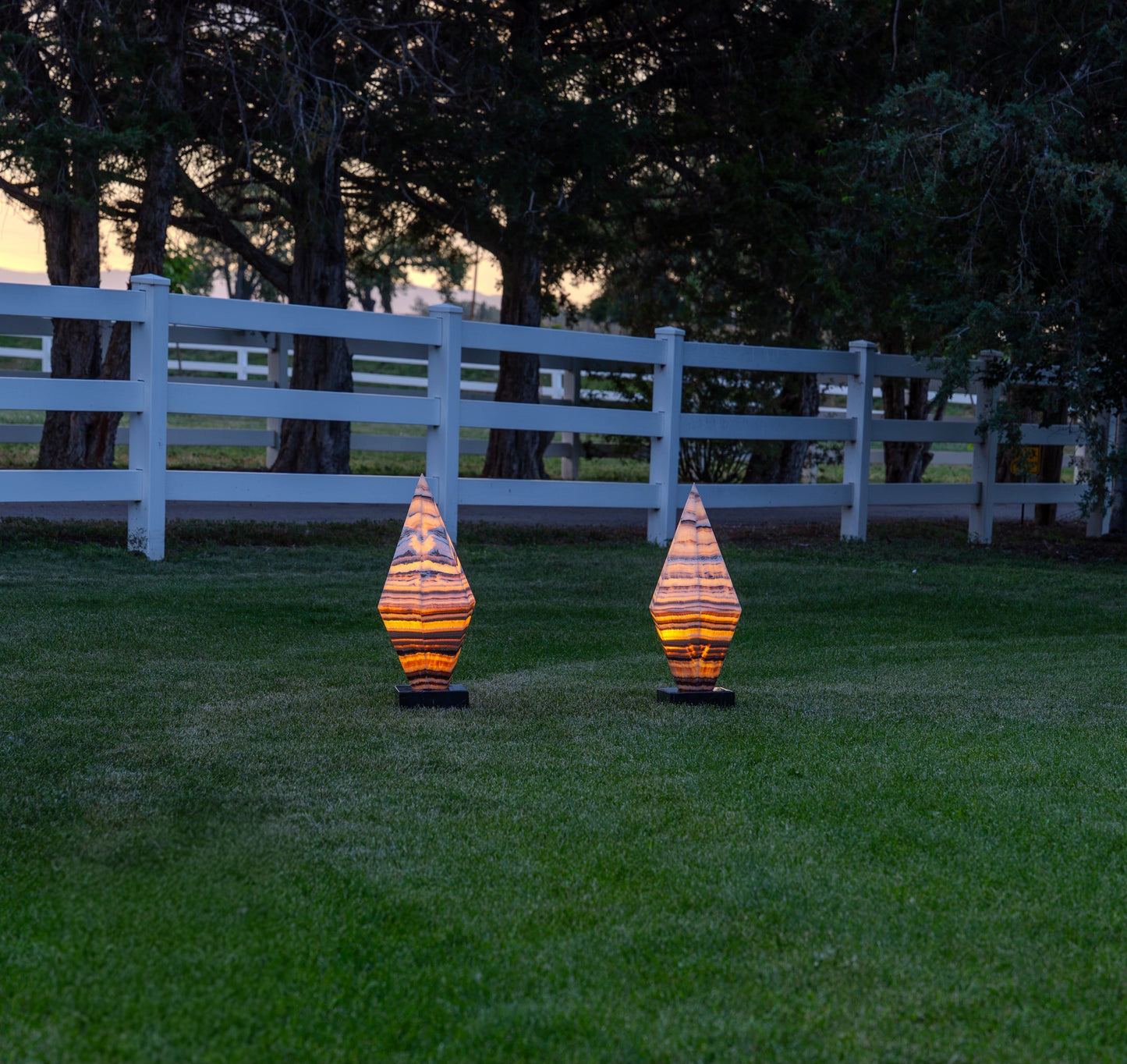 Sahara Onyx Bi-Pyramid Sculptural Lamp Pair – Natural Stone Lighting