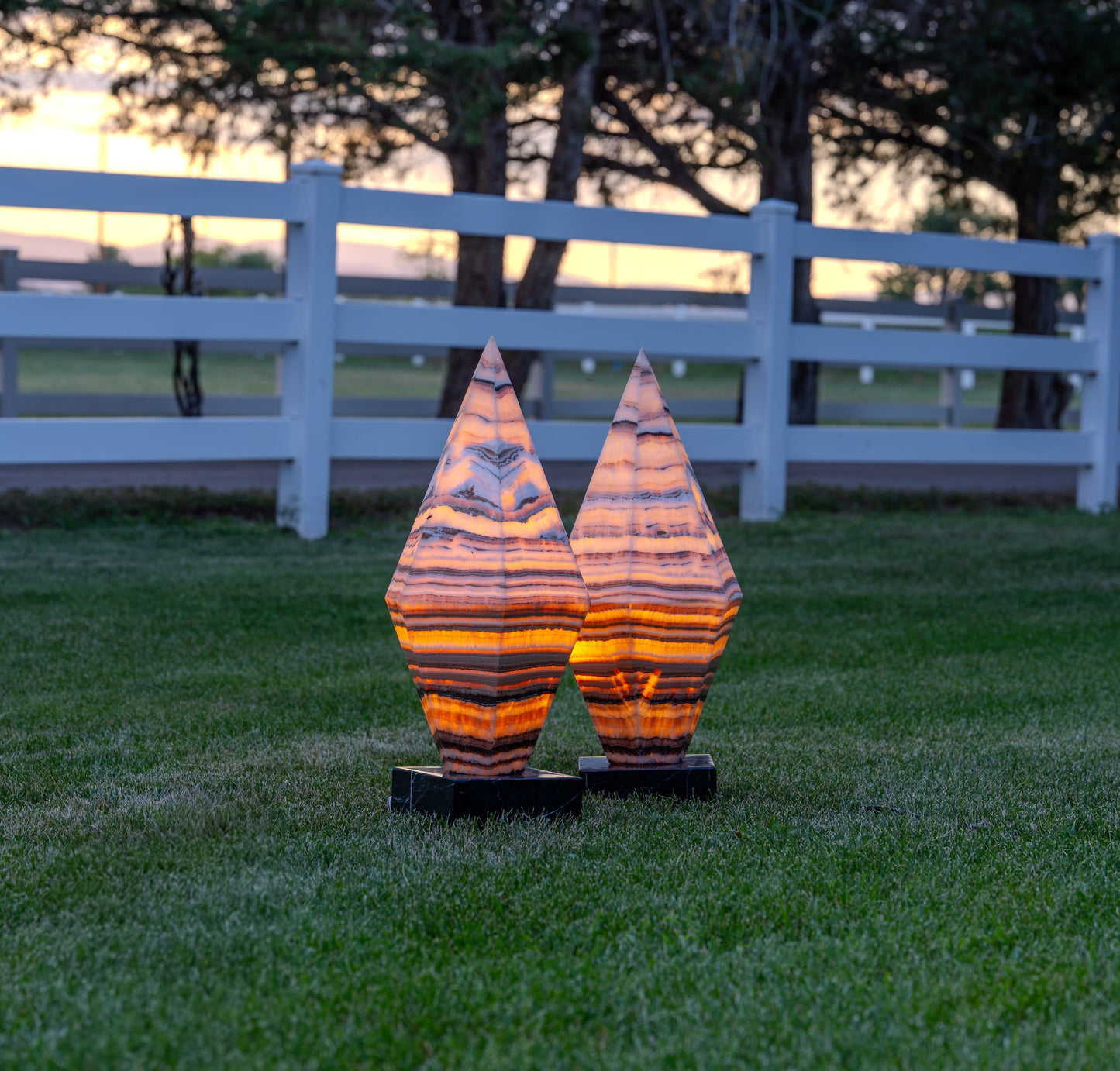 Sahara Onyx Bi-Pyramid Sculptural Lamp Pair – Natural Stone Lighting