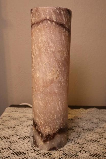 Purple/burg. Onyx lamp (A)