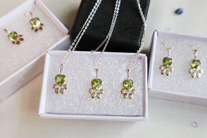 Peridot Paw Print with chain 925 sterling silver