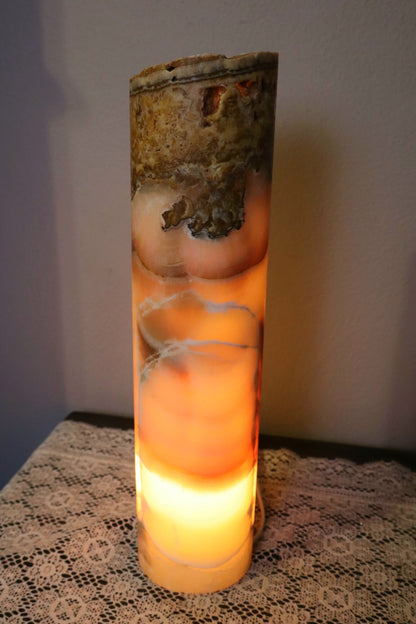 Onyx Lamp (B)