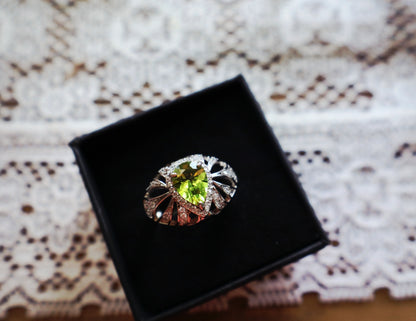 Peridot 925 sterling silver ring. Size 9